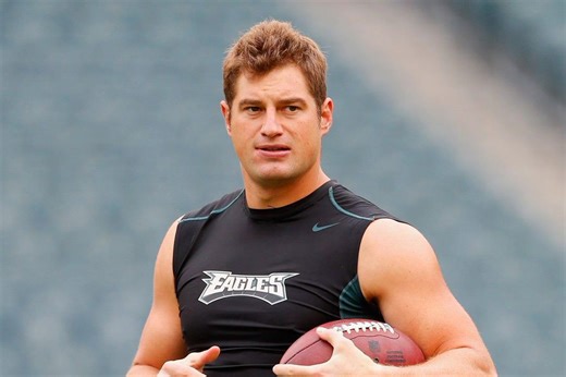 Former NFL star's ex-wife now dating another player from same team