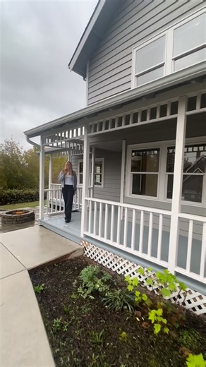 Hannah Holser - WA Realtor on Instagram: "Peaceful living in West Seattle! 🌿✨ - Tucked on a quiet lot, but still close to everything, sits this West Seattle dream! The light in here is amazing, with vaulted ceilings, a lofted stairway, and huge windows that just pour sunshine into every corner. I wish I had filmed on a sunny day so you could really see it. Not only does it have an ideal + updated kitchen/dining space, it also has 4 spacious bedrooms for comfortable living. Plus, the outd