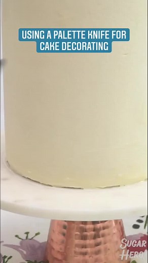 364K views · 4K reactions | A palette knife is one of my favorite tools for cake decorating—they’re perfect for making these free form organic designs. Tip: make sure your base layer of frosting is really cold before adding the strokes of color with the knife.  #cake #cakedecorating #cakesofinstagram #cakedesign #cakedesign #cakedecorator #buttercreamcake #buttercream | SugarHero Dessert Recipes | Facebook