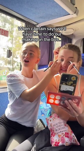 Cheerleading Makeup Struggles: Eyeliner on the Bus | University Competition