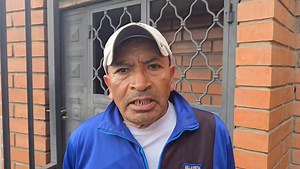159K views · 915 reactions | #AYUDA|| Mario Santiago Morocho, uno de los propietarios de las camionetas que fueron robadas la madrugada del jueves 20 de febrero del sector #Bellavista de la #parroquia Tarqui, solicita a la ciudadania dar información sobre el paradero de los vehículos. Las Placas PCU-8443 y TBO-5734 DIMAX DOBLE CABINA | Código Cuenca | Facebook