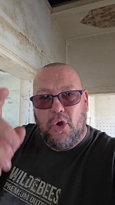 Lüderitz you absolute Beauty. This is genuinely a tourism hub with so much to do that even 2 days here is not enough. Thank you Lüderitz for your hospitality and for your beautiful things to see and do. Let me show you just a few things to do in this awesome Namibian Coastal Town. #luderitz #namibia #transafricatours #tasafaris #trans_africa_tours #ariewarie #oppositelock #conqueror #Bushtechcanopies #ironman4x4africa #leatherandcanvas #onca #maxxistyres #skinsoothe #m_tech_communications #4x4_a