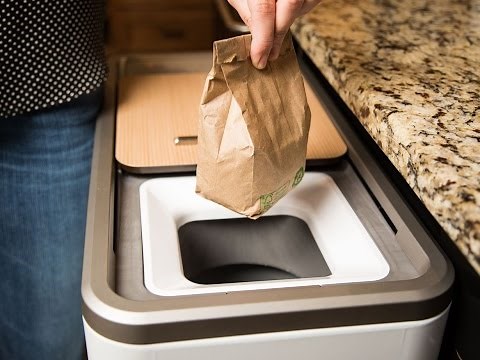 Don't Worry About Food Waste With This Indoor Composter
