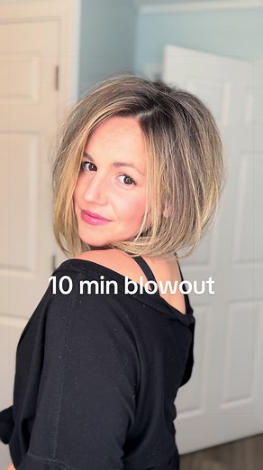 Transform Your Flat Hair with the Wavy Talk Thermal Brush