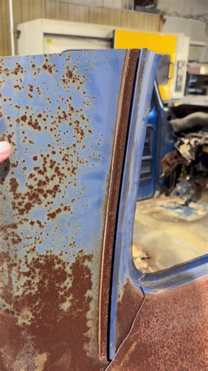 3.7K views · 2.8K reactions | Here you go, Kyle  We’re saving all the sheet metal that we can off of this Texas Dentside Supercab. This rear window section is heading up to Colorado for some rust repair. Old trucks forever 酪 #dentside #supercab #fordhighboy #f250 #oldschool #vintage4x4 #truckbuild #ford #fordtrucks #classictrucks #roadrunnerclassics | Roadrunner Classics | Facebook