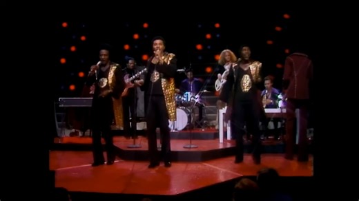 The Midnight Special - March 23, 1973 (Ep 08) Hosted by Lou Rawls with special guest appearances by Brewer and Shipley, George Burns, Honey Cone, The Committee, The Grass Roots, The O'Jays, Eric Weissberg and Deliverance, and Wolfman Jack. 0:00:00 – Intro 0:02:18 – Lou Rawls – A Natural Man 0:05:32 – The O’Jays – Backstabbers 0:08:46 – Weissberg & Deliverance – Dueling Banjos 0:11:10 –The Committee Comedy 0:19:18 – The Grass Roots – Midnight Confession 0:22:50 – Honey Cone – Want Ads 0:26:09 – L