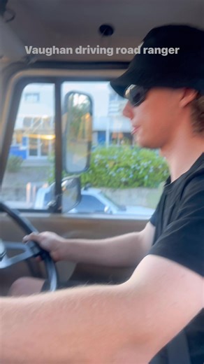 #roadranger@goldcoast | Gold Coast Truck Driving School