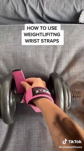 How to Use Wrist Straps for Weightlifting