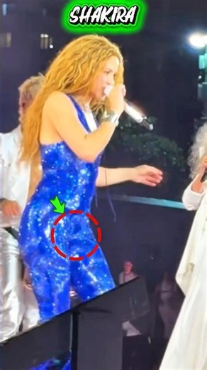 Shakira’s Iconic Blue Sequin Jumpsuit Vibe! ✨ Rate This Legendary Stage Look! 🔥#shakira #faschion