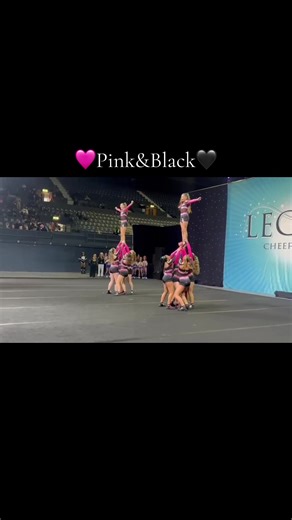 Diva Dollas: Choosing Colors for Cheer