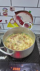 Canh cà chua trứng đơn giản — công thức nhanh tiện lợi
