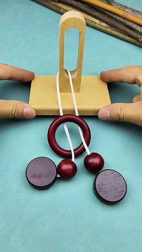 How can you remove the wooden ring in just a few seconds?#puzzle#iq#iqtest