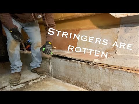 Boat Restoration| Removing deck and finding rotten stringers