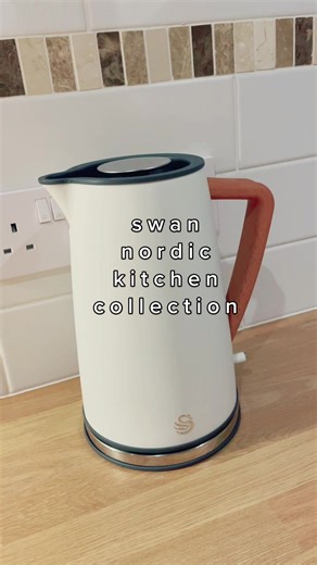 Matching Swan Nordic Kitchen Collection Toaster and Kettle Review
