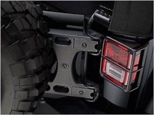 Tailgate Hinge Reinforcement System