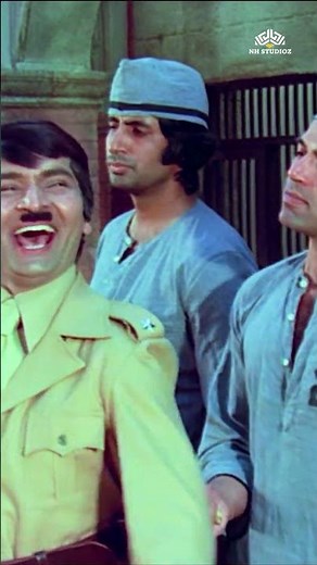 Angrezon Ke Zamane Ke Jailer 🔥 | #sholay #asrani