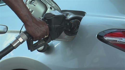 Seattle metro gas prices hit record-high $5.72 per gallon