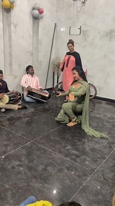 Kinner Dance Grup on Reels