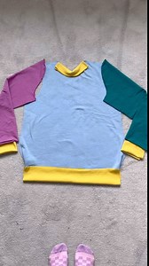 Tilly and the Buttons | Learn to sew with easy sewing patterns on Instagram: "Okay, so it wasn’t quite THIS quick to sew, but I did manage to whip up the entire project during my baby’s nap time - yessss!  I made this Billie sweatshirt out of some fabric scraps. Check out my previous Reel to watch the process… Tap for the pattern info. Share yours  #SewingBillie #TillyAndTheButtons #Sewing #NaptimeHustle #QuickSewingProject #SimpleSew"