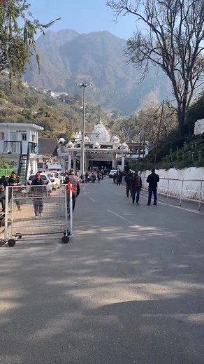13K views · 1.5K reactions | Jai maa Vaishno Devi  #maavaishno #vaishno #jaimata #vaishnodevi #jobs | Rohanvlogpatna | Facebook