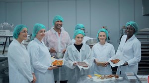 16 reactions | Cardiff Met brand ambassador Richard Parks will be spending this Christmas skiing solo to the South Pole  Food Science & Technology students & staff devised a food plan to support his nutritional needs - including a 3 course Christmas dinner for the big day!  | Cardiff Metropolitan University | Facebook