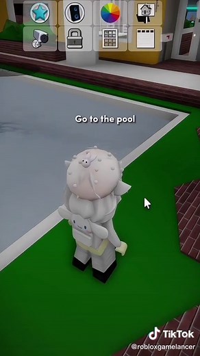 Damnn😱@robloz.qm # #roblox #robloxedit #robloxgaming #roblux #gaming #gamer #gamelancer #robloxfyp #robloxx #robloxtiktok #fyp #foryou