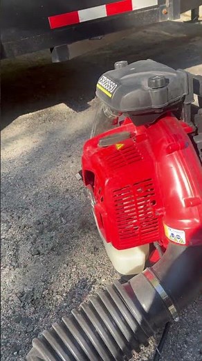 REDMAX BACKPACK BLOWER EBZ8560 Www.alchemybuild.ca@alchemyequip @alchemy_build_inc