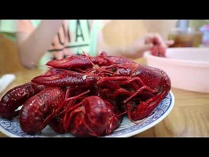 ザリガニを食べる 千葉県印西市レストハウスとみい