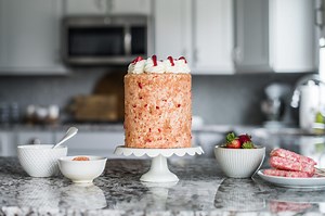 Strawberry Crunch Cake