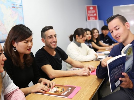 SSLC（エスエスエルシー・ランゲージカレッジ）