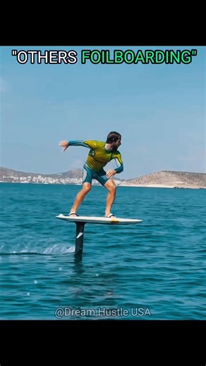 Others Foilboarding Vs Pro 😱 #shorts