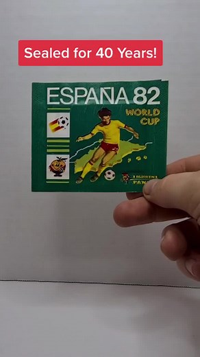 This packet of football stickers has been sealed for 40 years! #football #footballtiktok #viral #trending #foryou #fyp