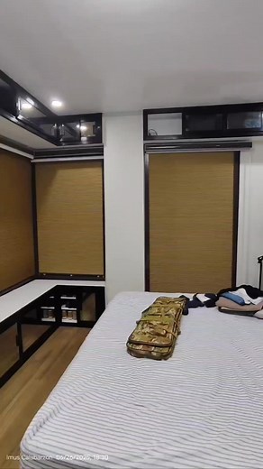 17K views · 73 reactions | Honeycomb Blinds: the ultimate indoor shading system for sun and heat protection, effortlessly controlled at your fingertips. e-catalogs https://fliphtml5.com/bookcase/wbjwl #windowblinds #honeycomb #indoorblinds #skylight #motorizedhoneycomb | SJJ Window Blinds | Facebook