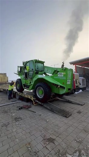 Merlo telehandler welcome to our TESI RENT family. #tesirent #tehnicnisistemi #merlo #telehandler #rental