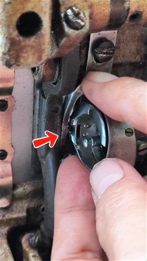 Fixing Poor Sewing Machine Stitches 🧵🪡 #sewing #sewinghacks