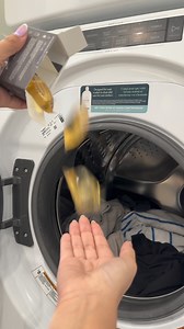 These complimentary samples are your ticket to a world of scented sophistication. Ready to revolutionize your laundry routine? Claim your FREE samples now and join the pod revolution! ✨ | Hotel Collection