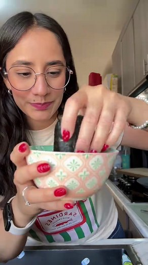Receta fácil de sushi en casa con atún y verduras
