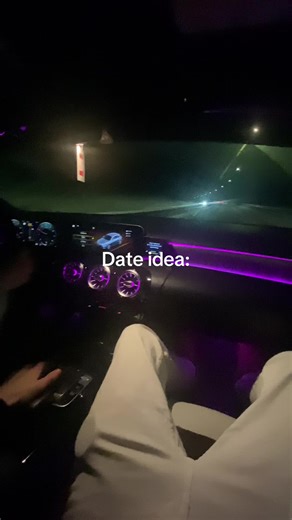 Spontaneous Road Trip Date Idea