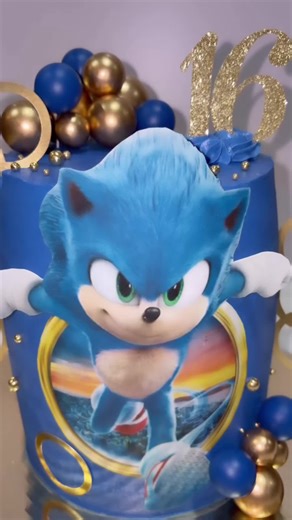 Sonic Cake: A Birthday Delight