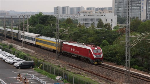 【丝滑运镜 巡检友鸣】双机位收录沪昆线三季度豪华大巡检55194通过杭州枢纽·“55194，笕桥4道通过，站内有作业人员”