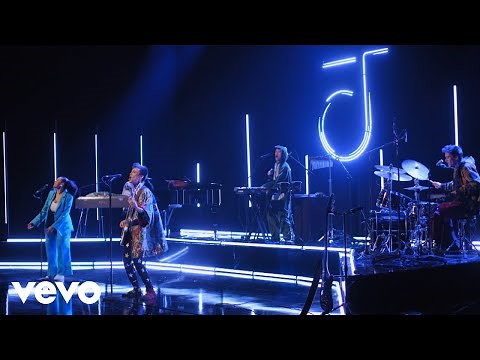 Jacob Collier - All I Need ft. Mahalia (Jimmy Fallon Performance)