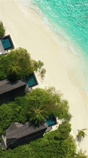 The St. Regis Maldives Vommuli Resort