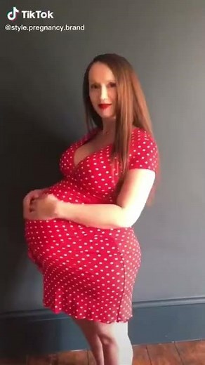 pregnant belly triplets