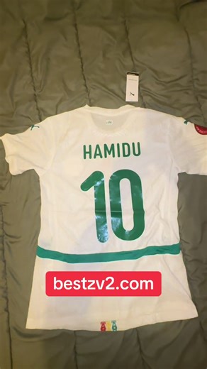 Unboxing des Meilleurs Maillots de Football