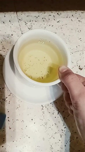 Trying to self learn piano #blackswan#paino#aesteti#cleanera