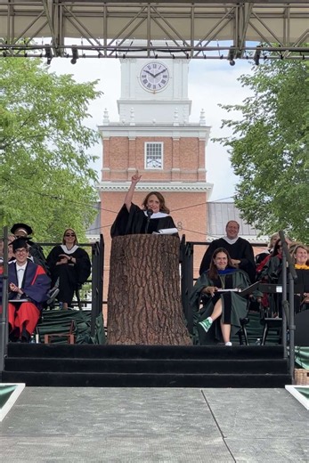 Sometimes a “no” is just a “not yet” or a magical guardrail pointing you to a yes you hadn’t even thought of yet. Listen to Rachel Dratch’s full speech at the link in our bio. #commencement #graduation #dartmouth #dartmouthcollege