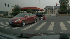 Ultimate Scooter Fails in China. Always keep safety in mind and take this video as a learning tool! All the original footages in this compilation are provided by DDPAI Dash Cam owners. #SafetyMatters #dashcam #ddpaidashcam #carcrashes #scooterfails | DDPAI Global