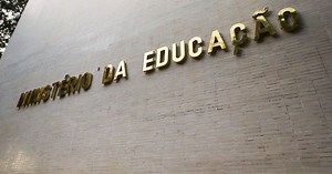 MEC tem cursos gratuitos de inglês e espanhol; saiba como se inscrever | CNN Brasil