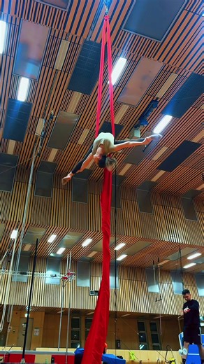 Mastering Aerial Silks Tricks for Beginners