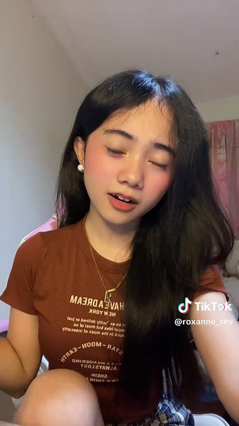 Roxanne (@roxanne_sev)’s videos with original sound - Chillin